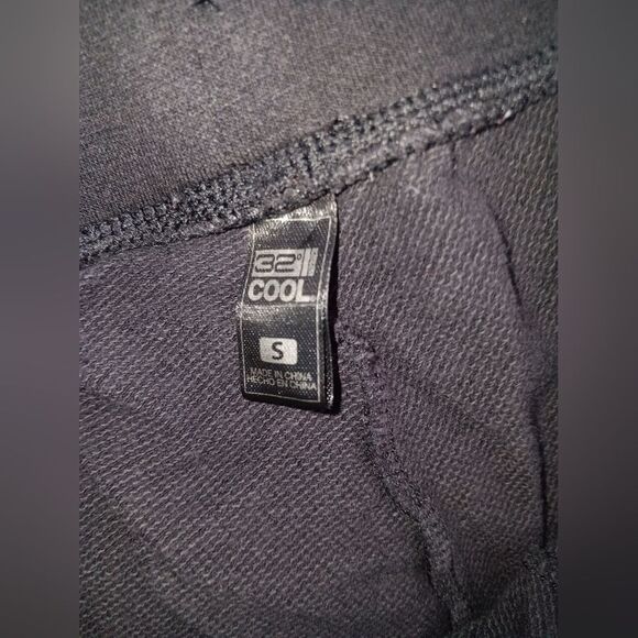32 Degrees Cool Women's Black Shorts Small Pre-owned - Picture 7 of 9